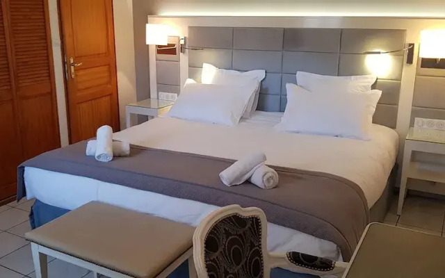 Logis HÔTEL L'ENVIE DES METS
