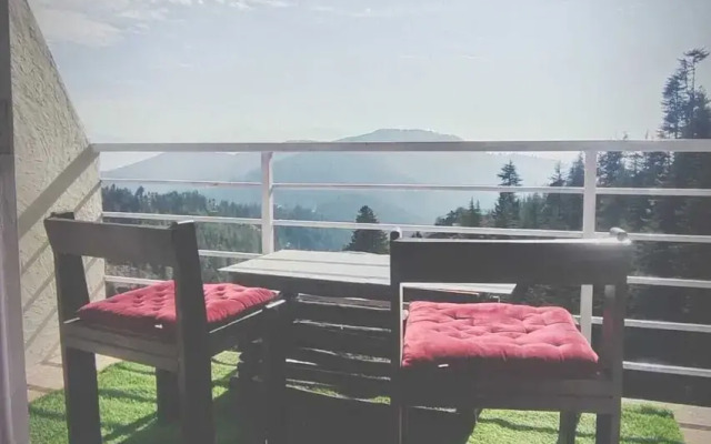 Small Victories Mountain Stay