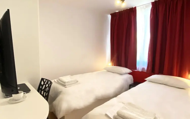 Citizen suites