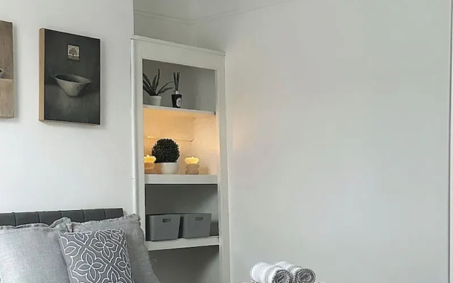 3 Bedroom House Near Liverpool Football Stadium
