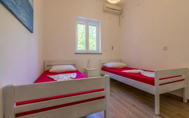 Apartments Antuno