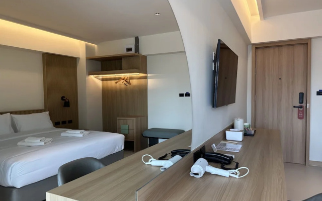 Jace Ratchada Hotel