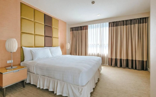 Urbana Langsuan Hotel