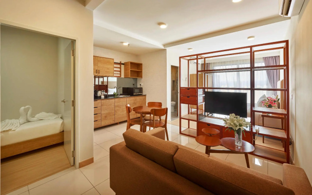 Adra suites @ Timurbay Seafront Residence
