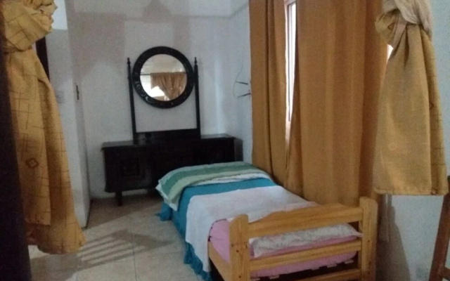 El Cedro Apartments