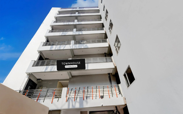 Townhouse Sector 18 Udhyog Vihar