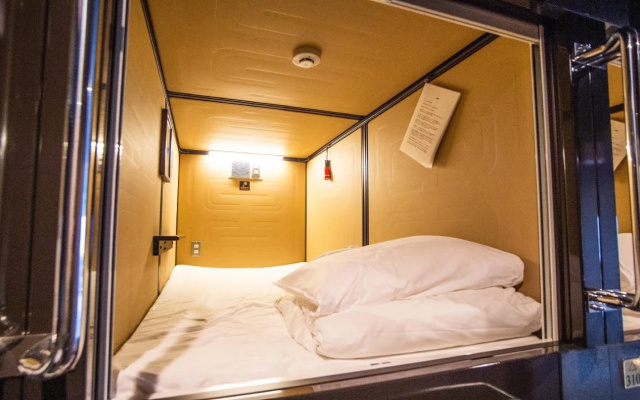 Capusule Hotel Hakodate