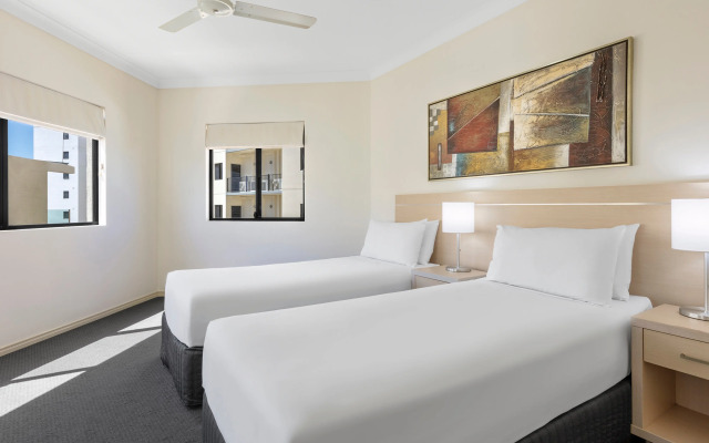 Piermonde Apartments - Cairns