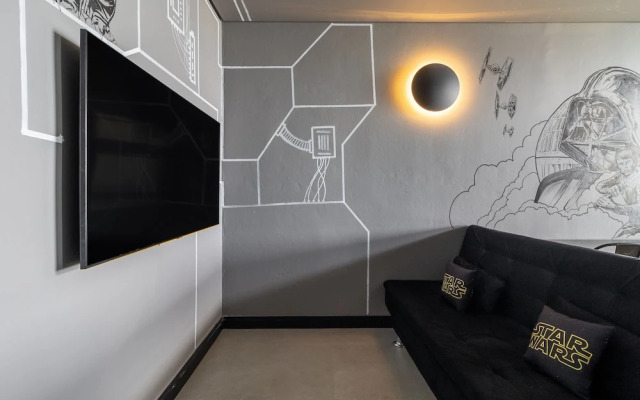 Akile Homes experiences Geek