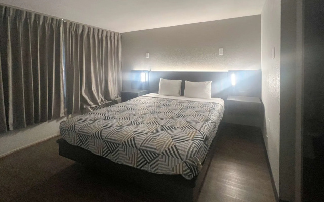 Motel 6 Glendale AZ