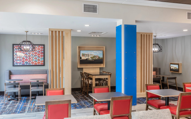Holiday Inn Express & Sts Greenville S - Piedmont