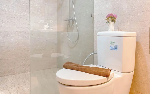Elegant And Nice 2Br At Menteng Park Apartment