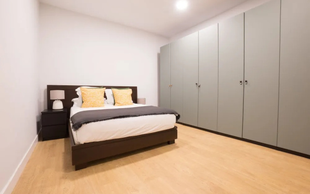 Royal Apart. la Almudena by Allô Housing