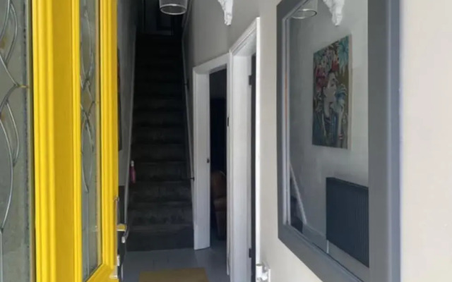 Refurbished 3 Bed House in Manchester
