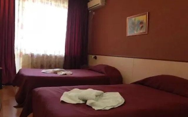 Hotel Triumph