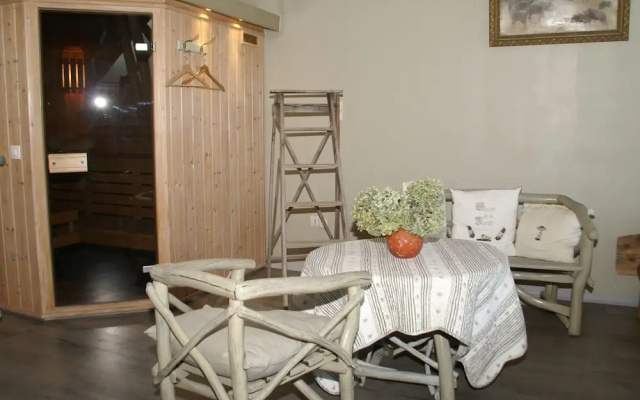 Modern Holiday Home in Niderviller France with Jacuzzi