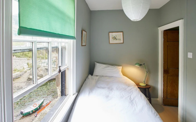Cowbar View Cottage