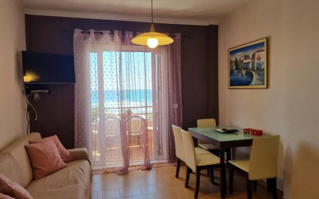 Glyfada Beachfront Apartment A3g 58a