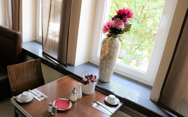 Hotel Indigo Savannah Historic District by IHG