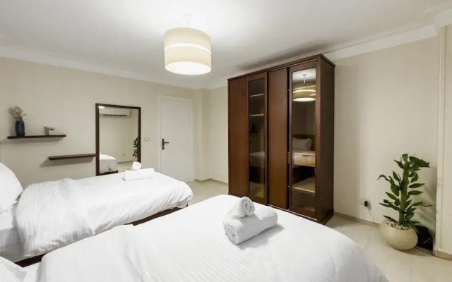 Xuru Stays I The Hospitable 2bdr Apt. 5 min From CAI Airport