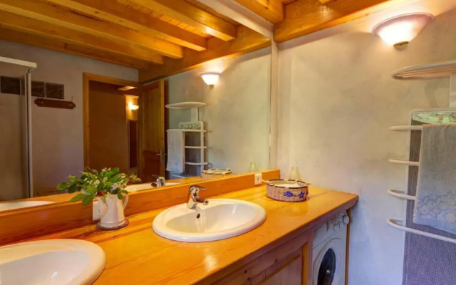 Gîte Marols, 4 pièces, 6 personnes - FR-1-496-1