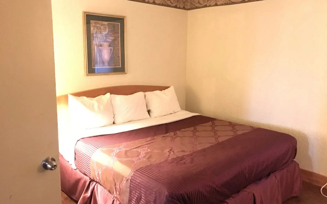 Bear Mount Inn & Suites