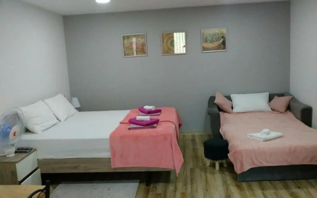 Boutique Apartment 17