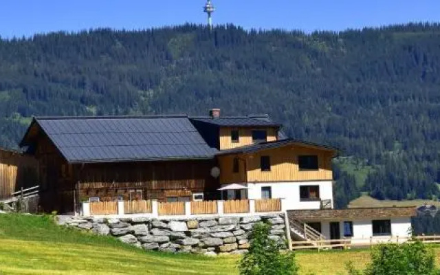 Gut Maierlehen