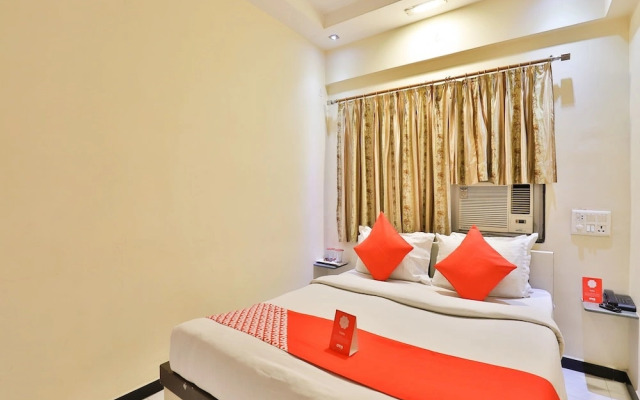 OYO 11578 Nova Hotel Nildeep