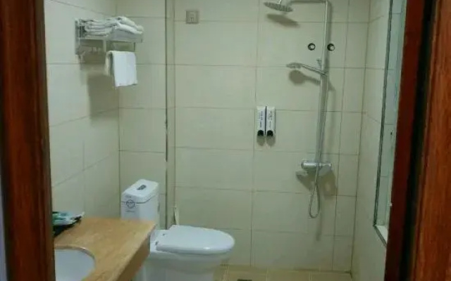 Kaiyue Hotel