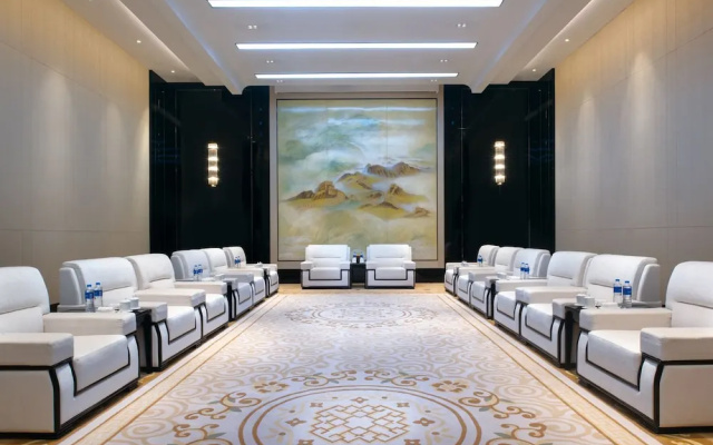 Crown Plaza Hotel Huailai