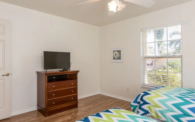 5828 SW 1st Place Home