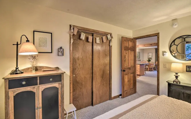 Glen Condo w/ Mountain Views: Walk to Story Land
