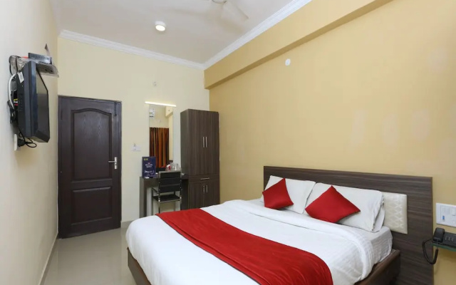 OYO 14037 Central Inn