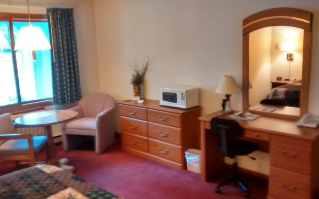 Northwoods Motel