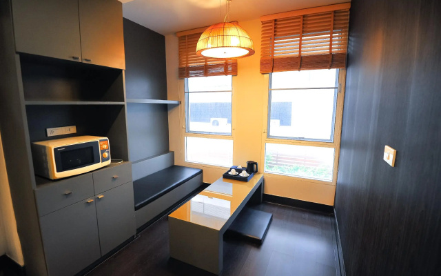 42 Grand Residence