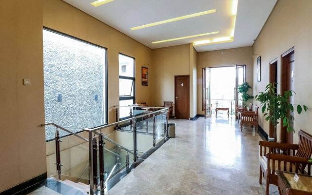 Omahqu Guest House