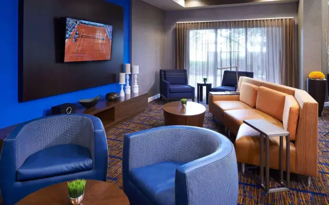 Courtyard by Marriott Kansas City Overland Park/Convention Center