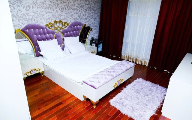 Отель Golden Shine