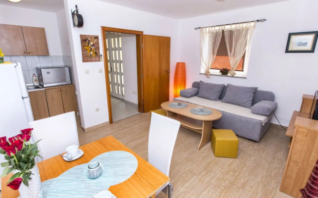 Apartment Mraović Karlobag 33537