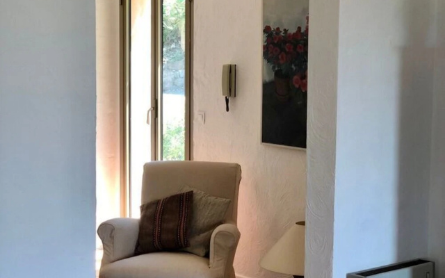 Spacious Villa in Valbonne with Swimming Pool