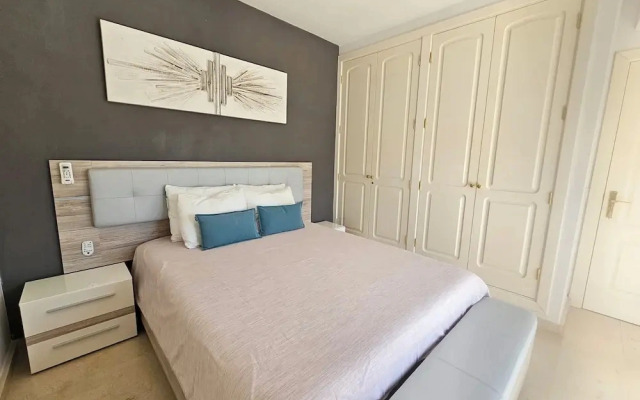 Welcoming and Modern Holiday Home With Access to Swimming Pool