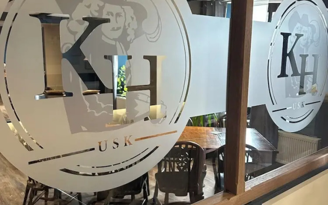 Kings Head Usk
