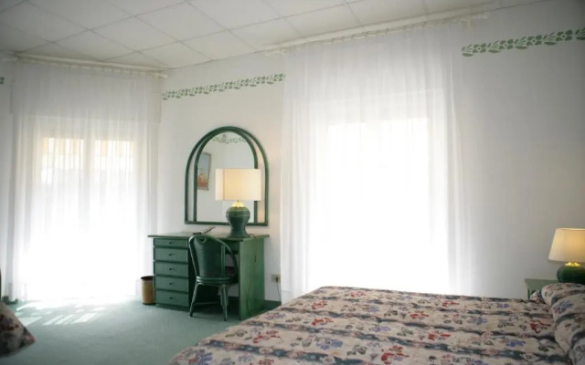 Hotel Diana