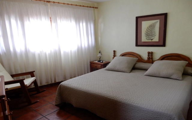 Casas Rurales Los Almendreros - Los Perales