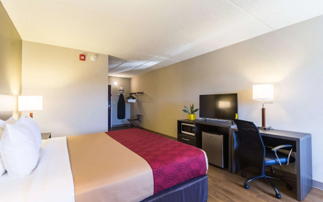 Econo Lodge Harrisburg - Southwest of Hershey Area