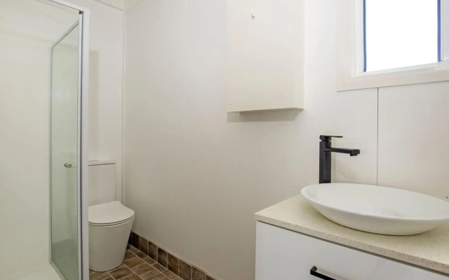 Nest - Pet Friendly - 2 Min Walk to Beach