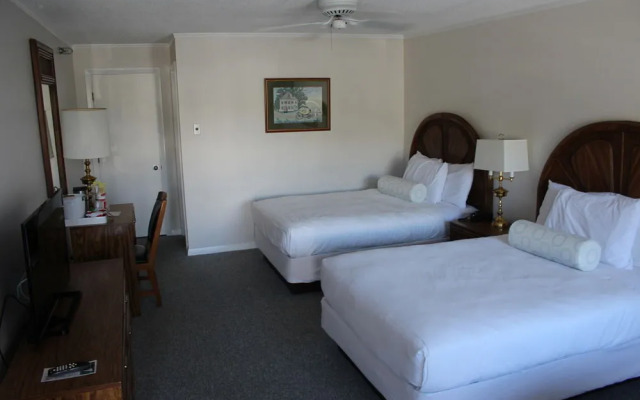 Boothbay Harbor Oceanside Inn
