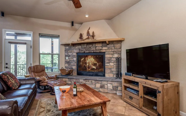 Adobe Mountain Views By Vtrips