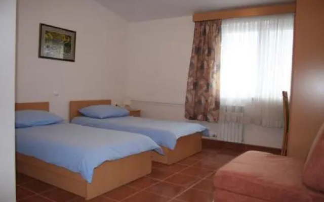 Motel Roganac